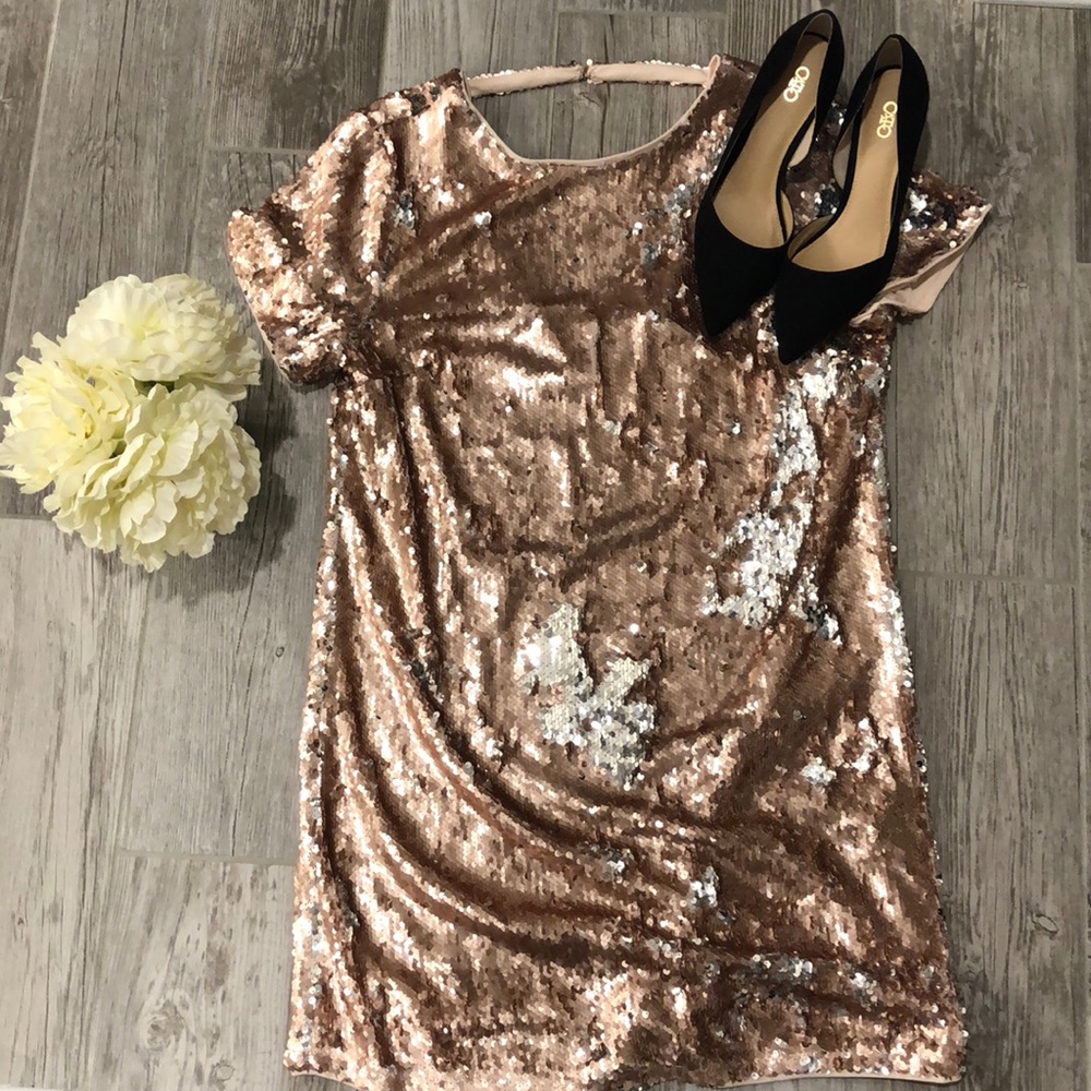 Dazzling sequin dress. Perfect for New Years!!!